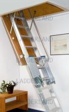 Aluminium zoldertrap in 2 delen.